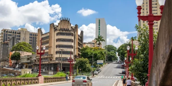 Viaduto Santa Tereza, que liga o Centro a Região Leste de BH