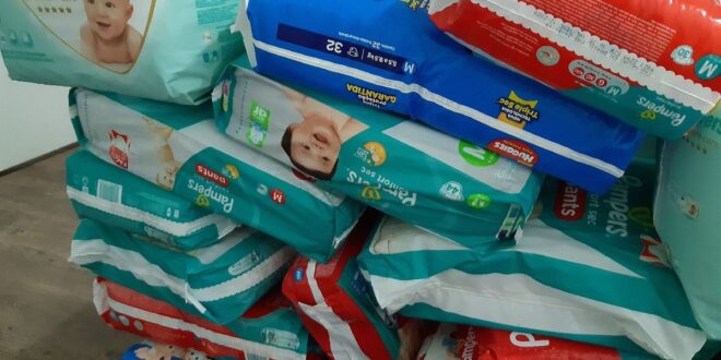 Pacotes de fraldas são iscas de golpistas para engar pessoas
